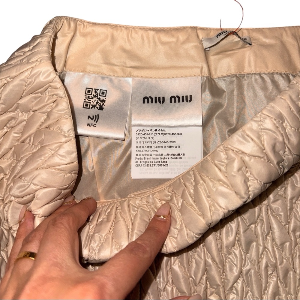 MIU MIU Matelassé Quilted Mini Skirt - Picture 5 of 8